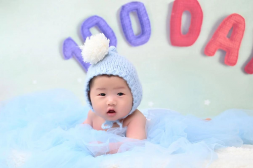 衡东宝宝脸上起红疹子