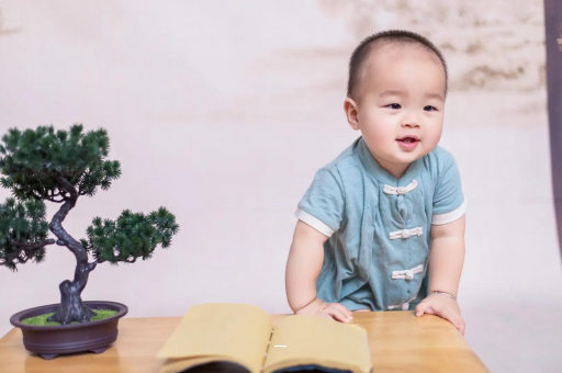 衡东宝宝抓耳朵是什么原因
